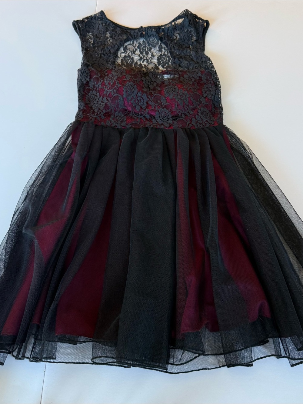 Juniors Black Lace Overlay Tulle Dress with Burgundy Lining